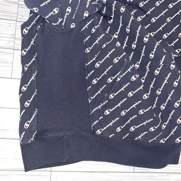 CHAMPION Reverse Weave Spellout Hoodie Size Medium - Picture 5 of 12
